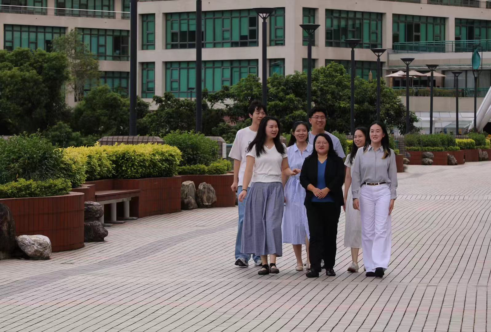 Lorem ipsum dolor sit amet: Ut enim ad minim veniam, quis nostrud exercitation ullamco laboris